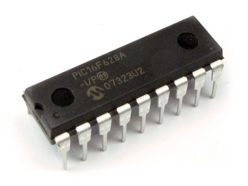 PIC16F628A 8 Bit PIC Microcontroller Microchip IC